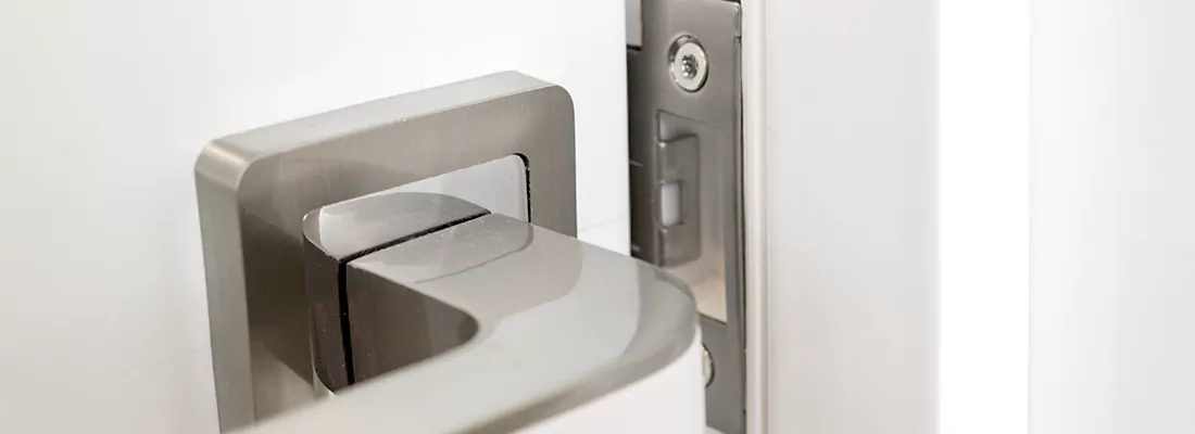 Seamless Integration of Magnetic Locks with Access Control Systems in Midway, FL